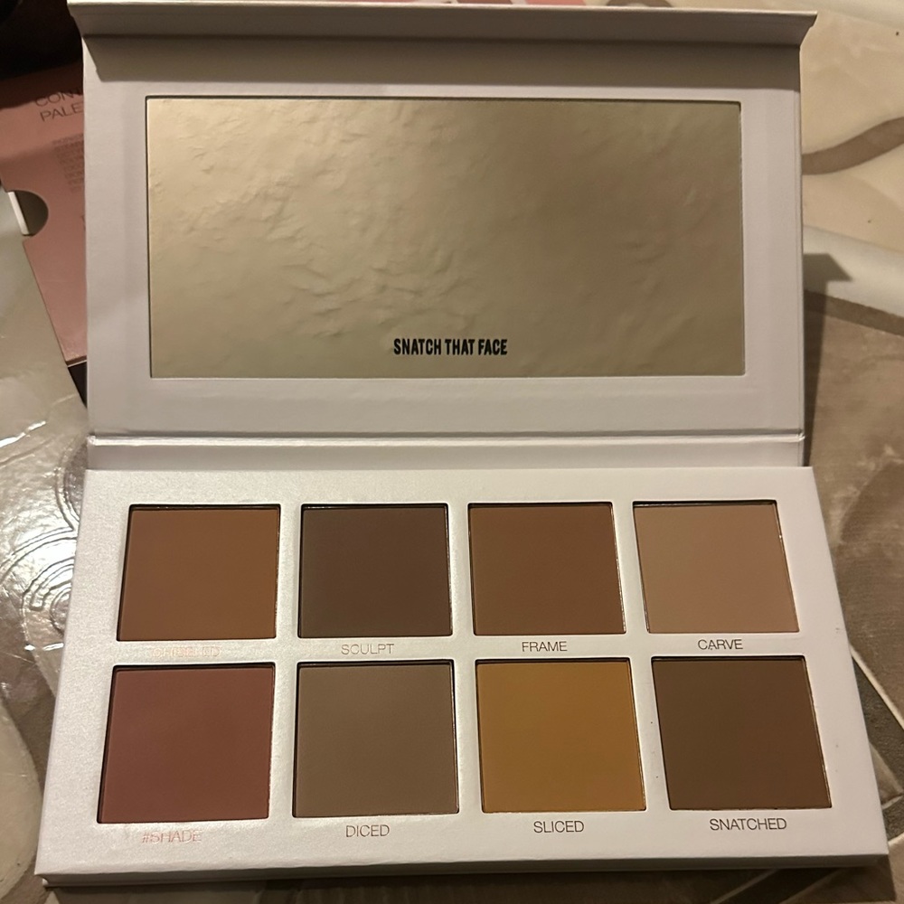 Contour/Bronzer pallet